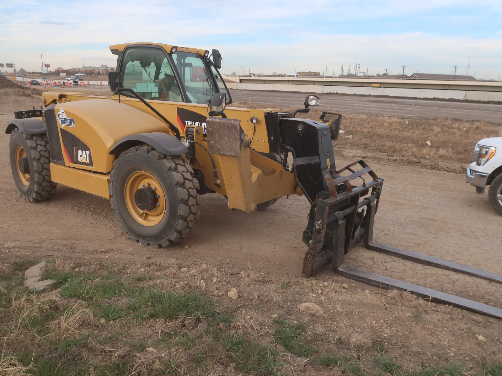 Image for 2019 CAT TH514D 10K TELEHANDLER - 341908