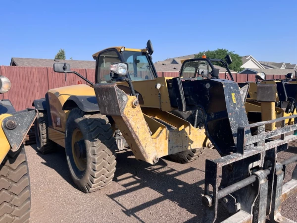 2019 CAT TH514D 10K TELEHANDLER